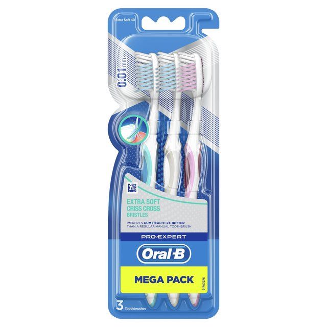 Oral-B All Round Extra Soft Criss Cross Toothbrush 3 per pack