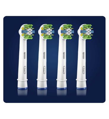 Oral-B FlossAction Toothbrush Head with CleanMaximiser Technology, 4 Pack