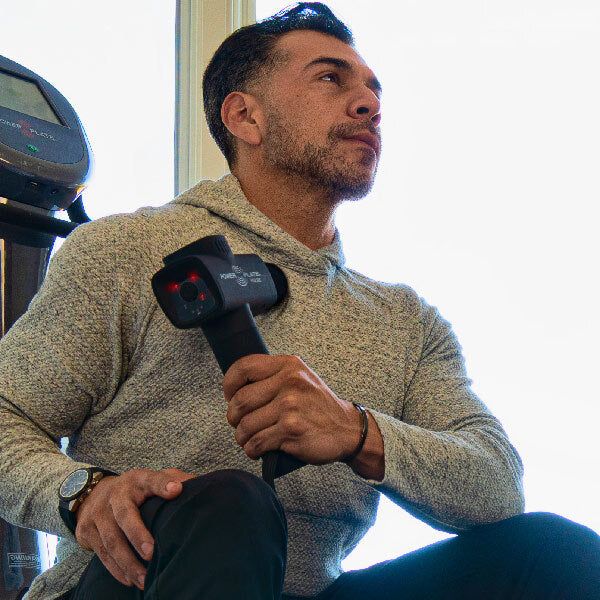 Power Plate Pulse Massage Gun (matte black)