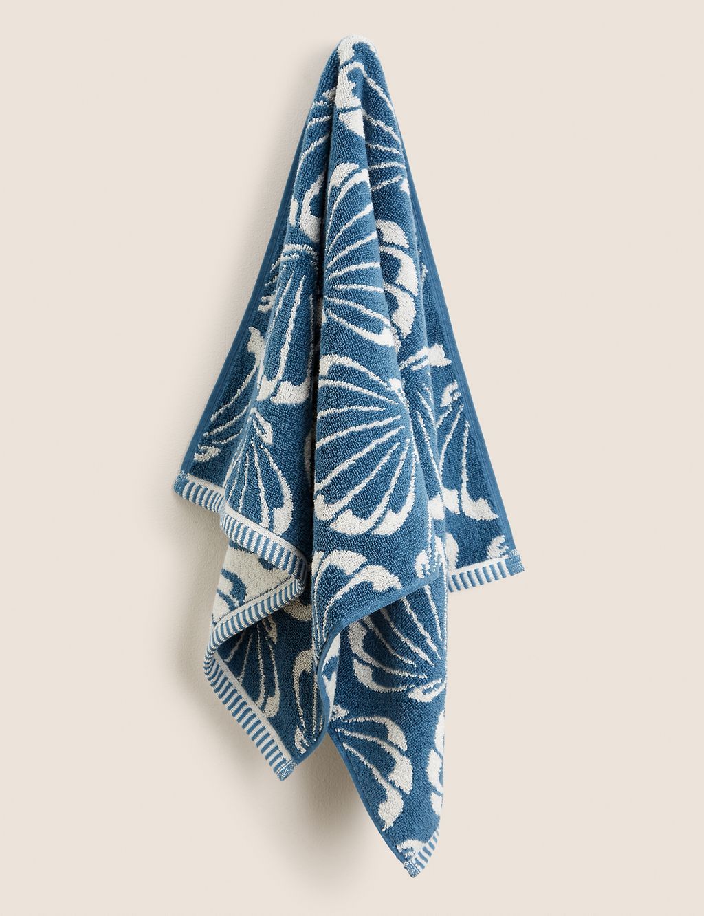 Pure Cotton Shell Jacquard Towel