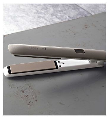 Remington Hydraluxe Hair Straightener S8091