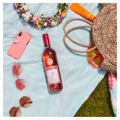 Barefoot White Zinfandel rosé wine 750ml - British product