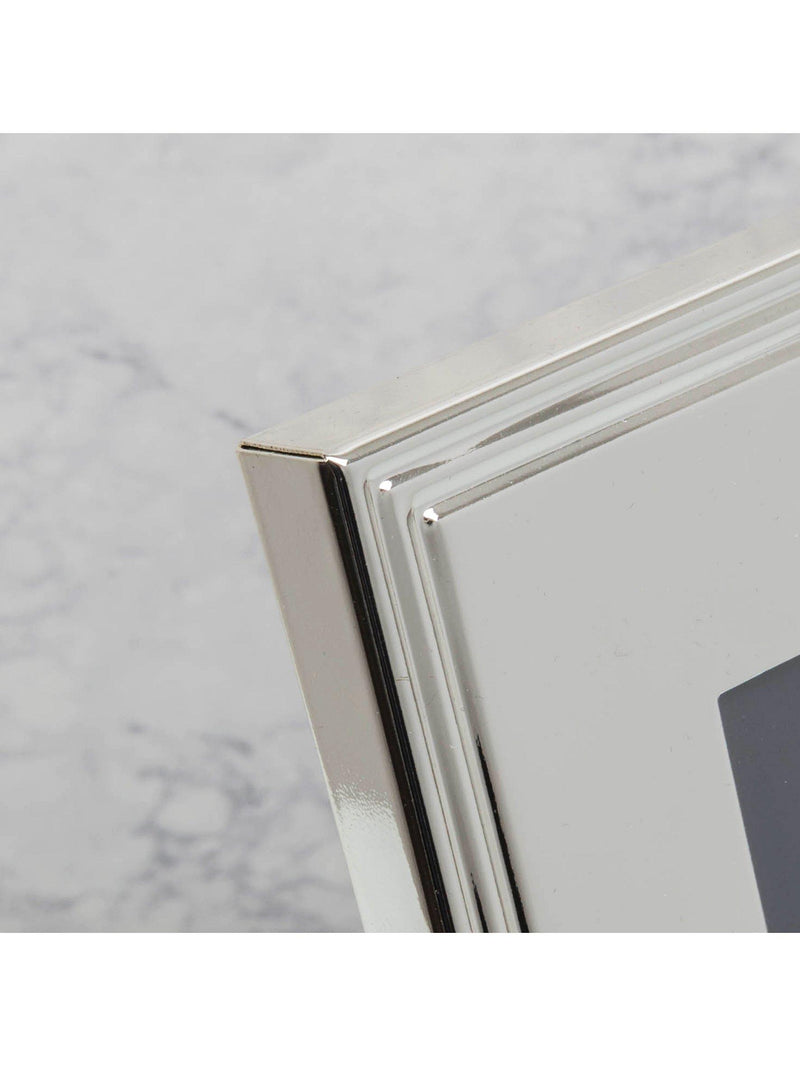 Elegance by Impressions silver plated ribbed photo frame - British product