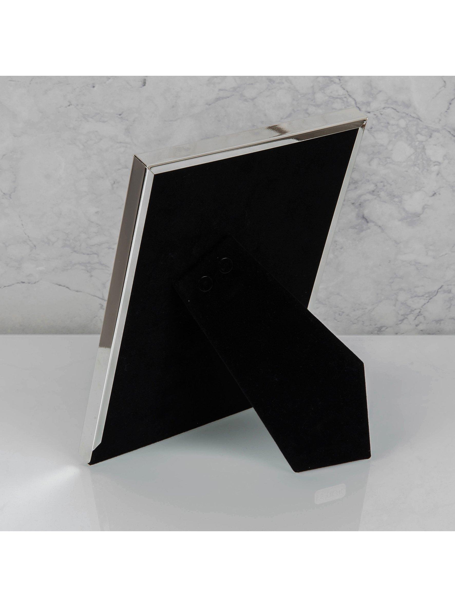 Elegance by Impressions silver plated ribbed photo frame - British product