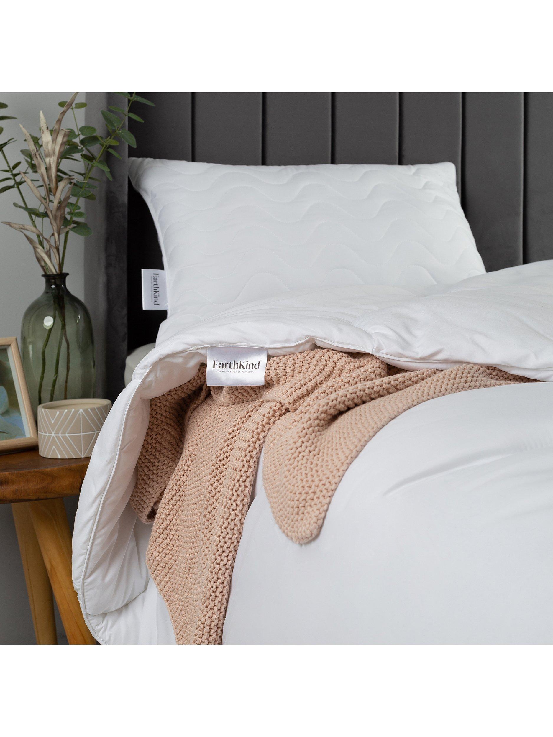 EarthKind Recycled Synthetic Duvet 10.5 Tog - British product