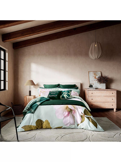 Gardenia Floral Duvet Cover Set with Oxford Pillowcases in 220 Thread Count Cotton