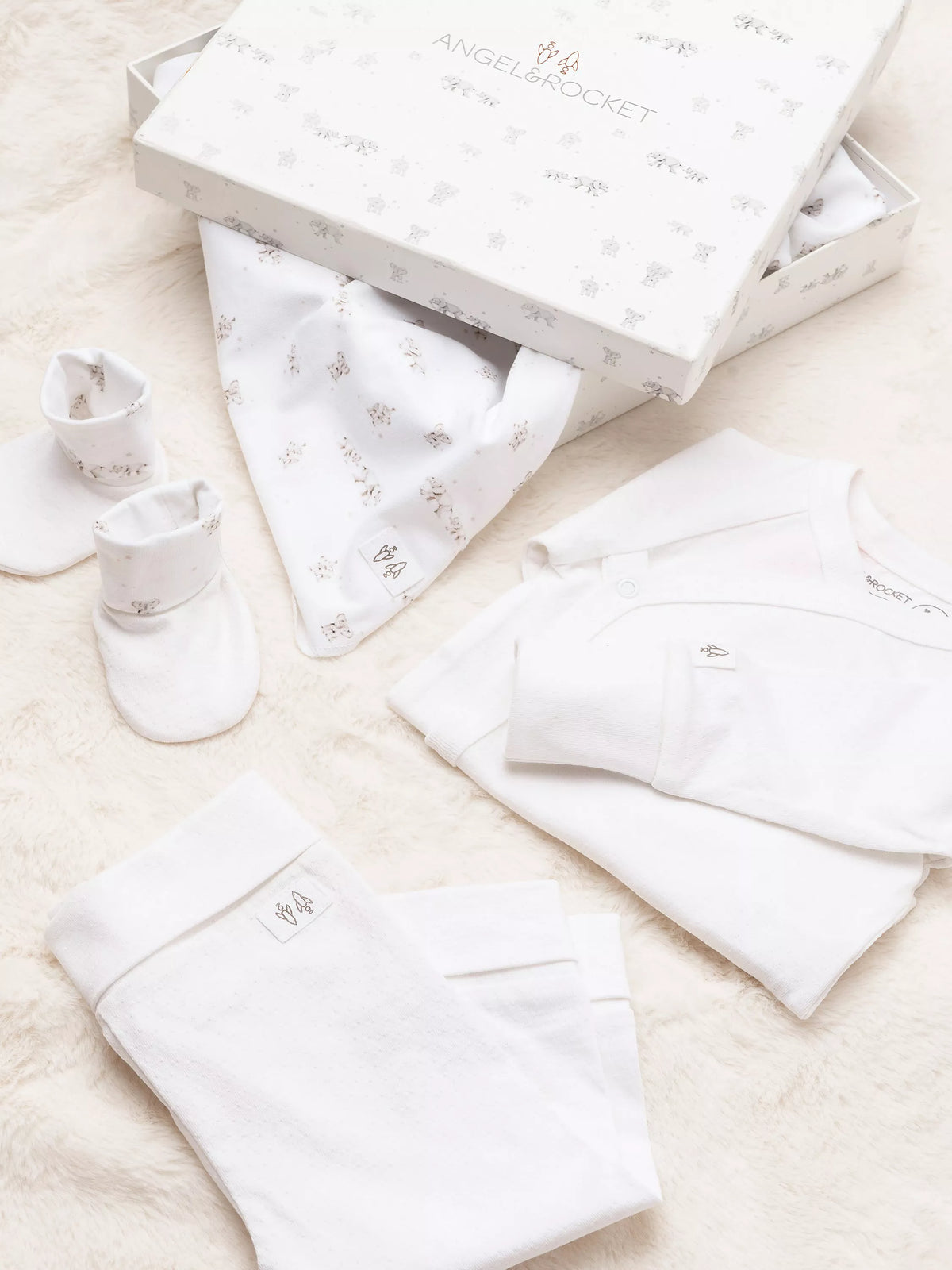 Angel & Rocket Baby Eli Organic Cotton Baby Gift Set, Ecru - McGrocer