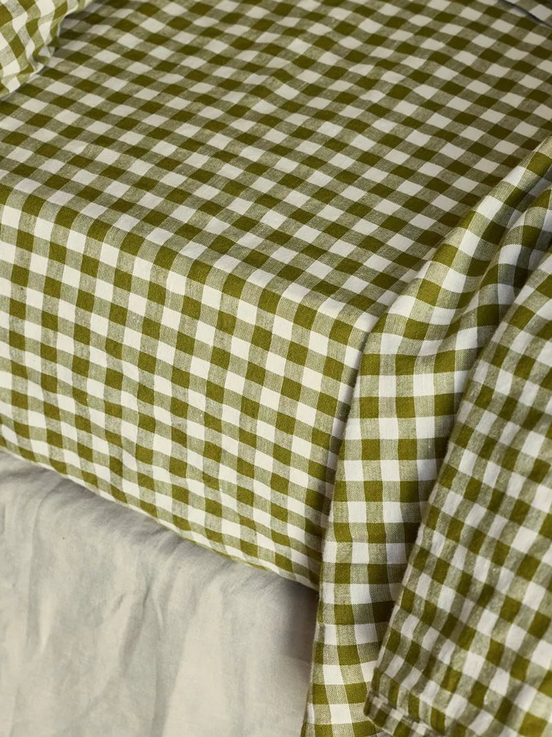 Piglet in Bed gingham linen blend fitted sheet, imported from the UK