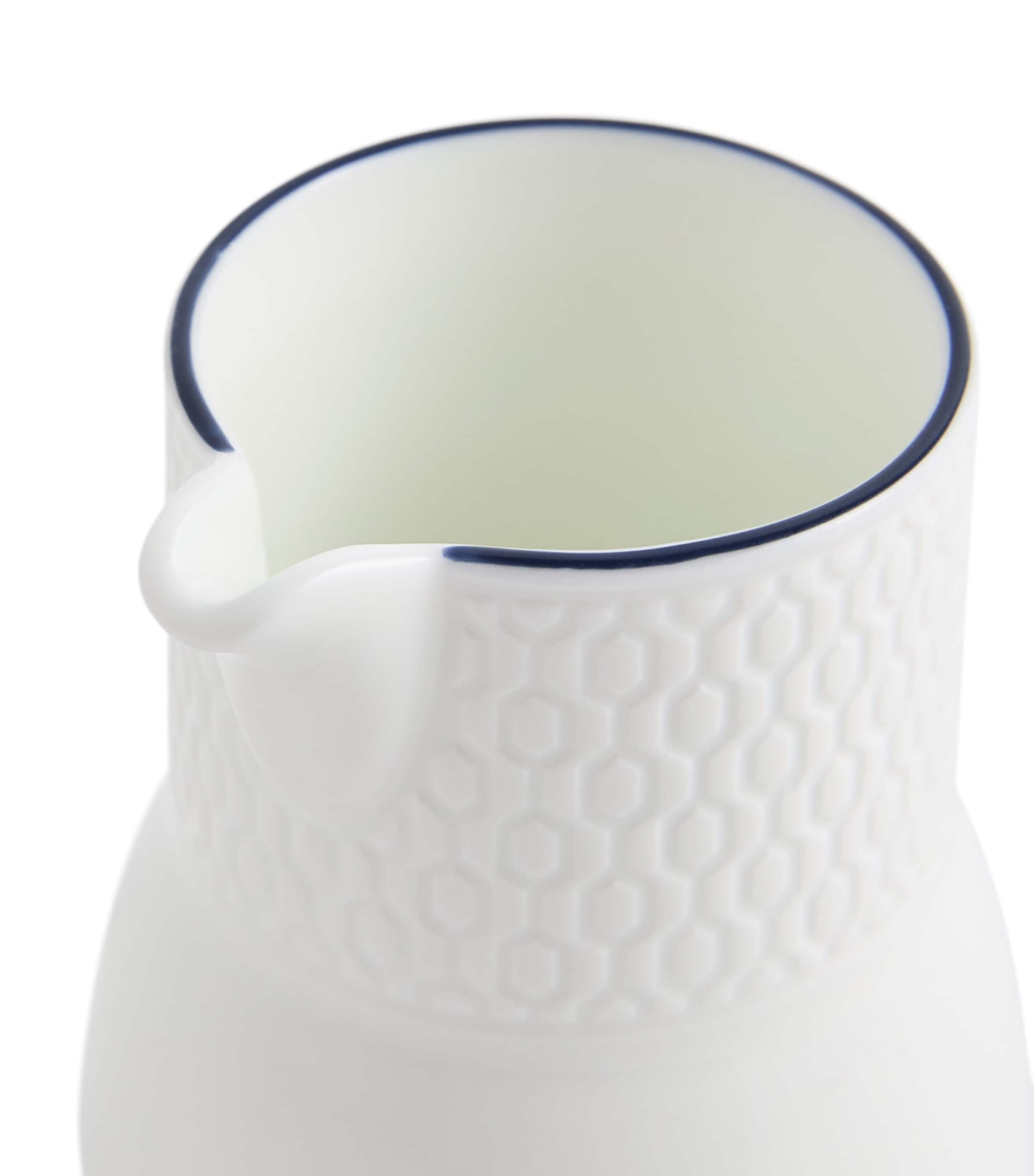 Wedgwood Gio Baijiu jug 118ml (British brand)