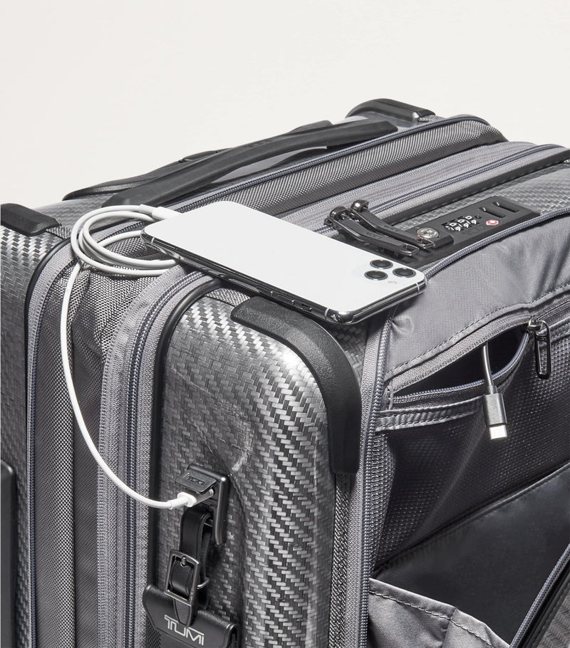 Tumi travel luggage Tegra-Lite Continental Spinner 55cm (British brand)