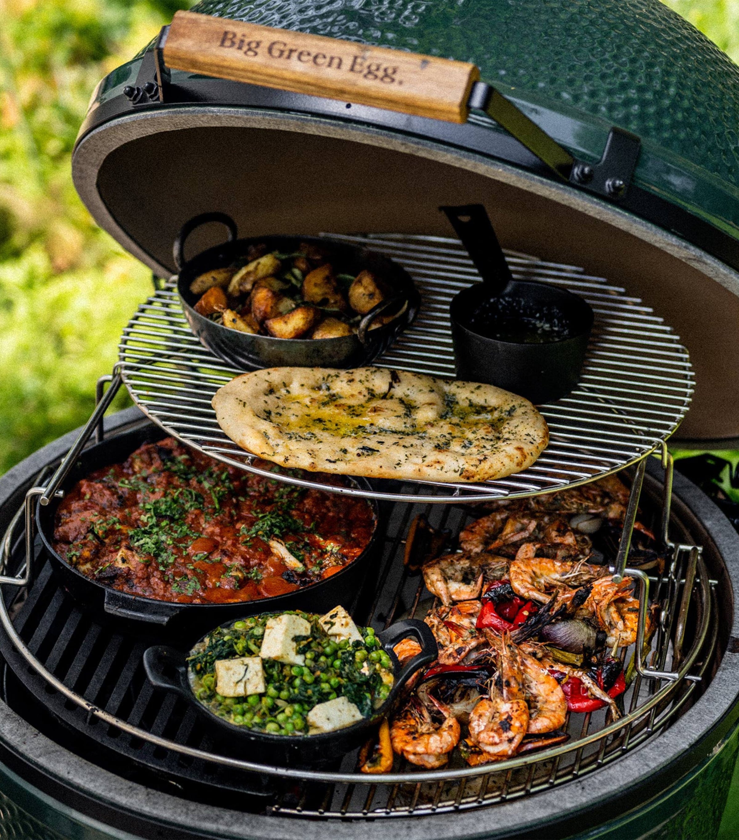 Big Green Egg XL ceramic barbecue grill - British product