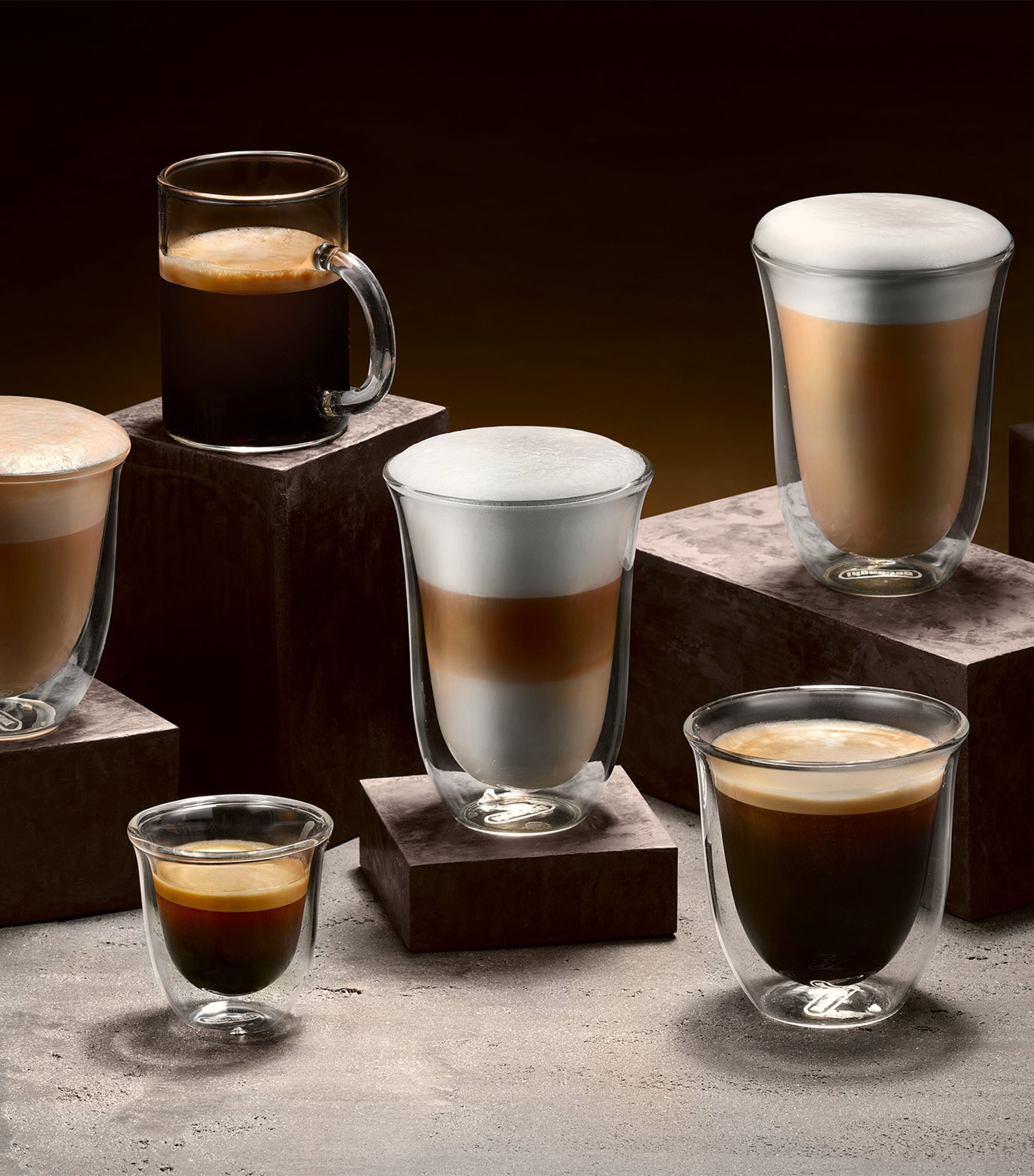 De'Longhi PrimaDonna Aromatic Coffee Machine