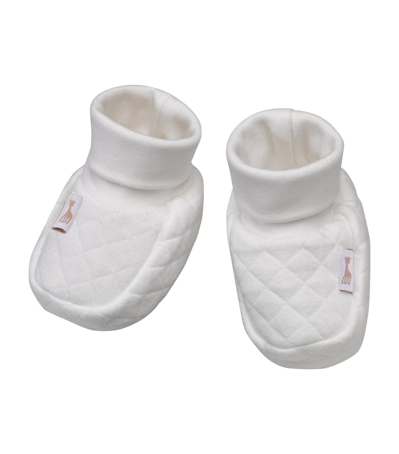 Sophie La Girafe teething toy and accessories gift set (British brand)