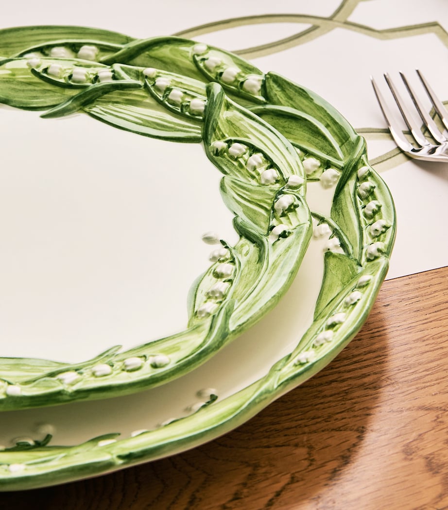 Les Ottomans dinner plate Lilly of the Valley 27cm, UK version