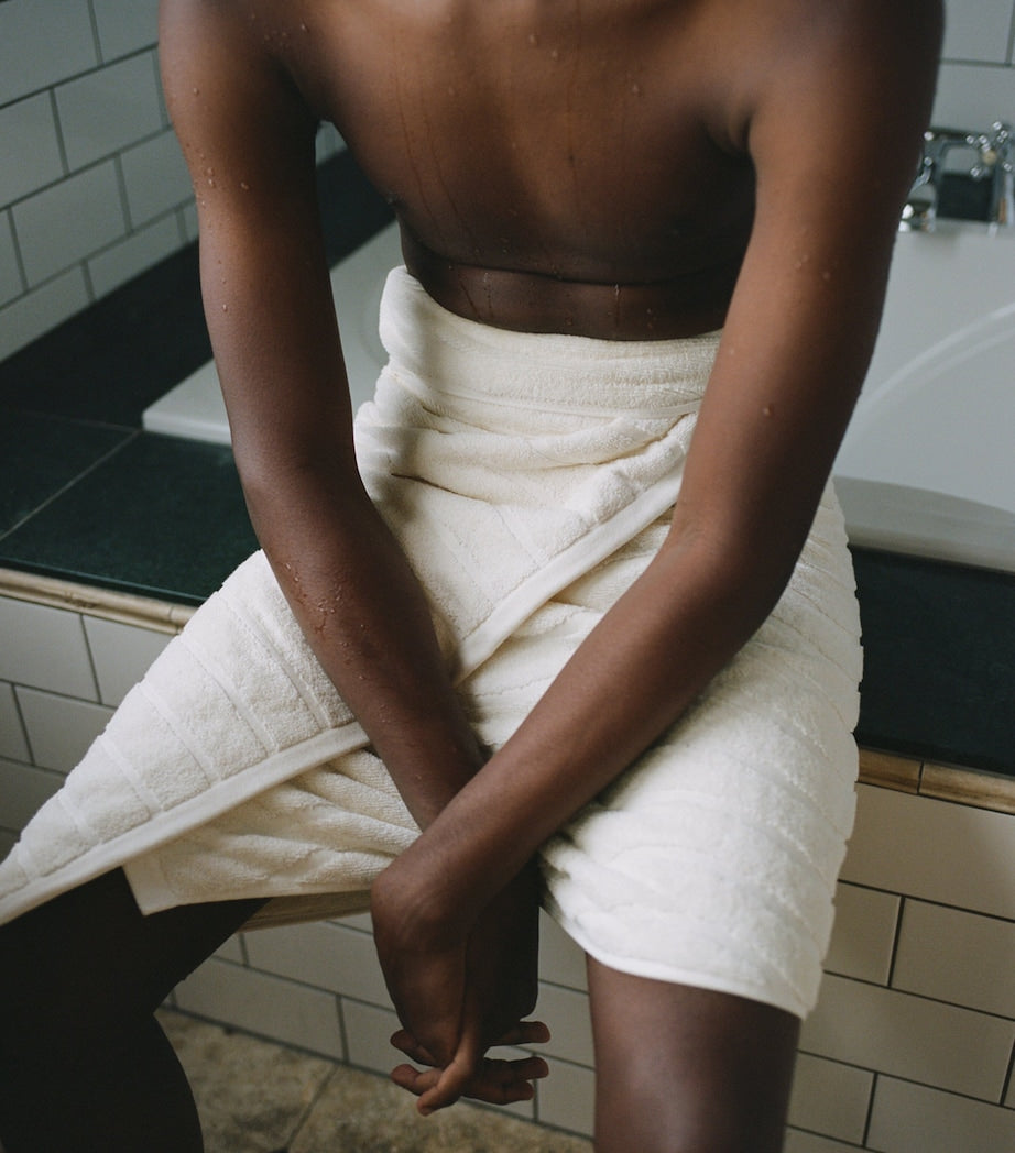BAINA St Clair Bath Towel (70cm x 140cm)