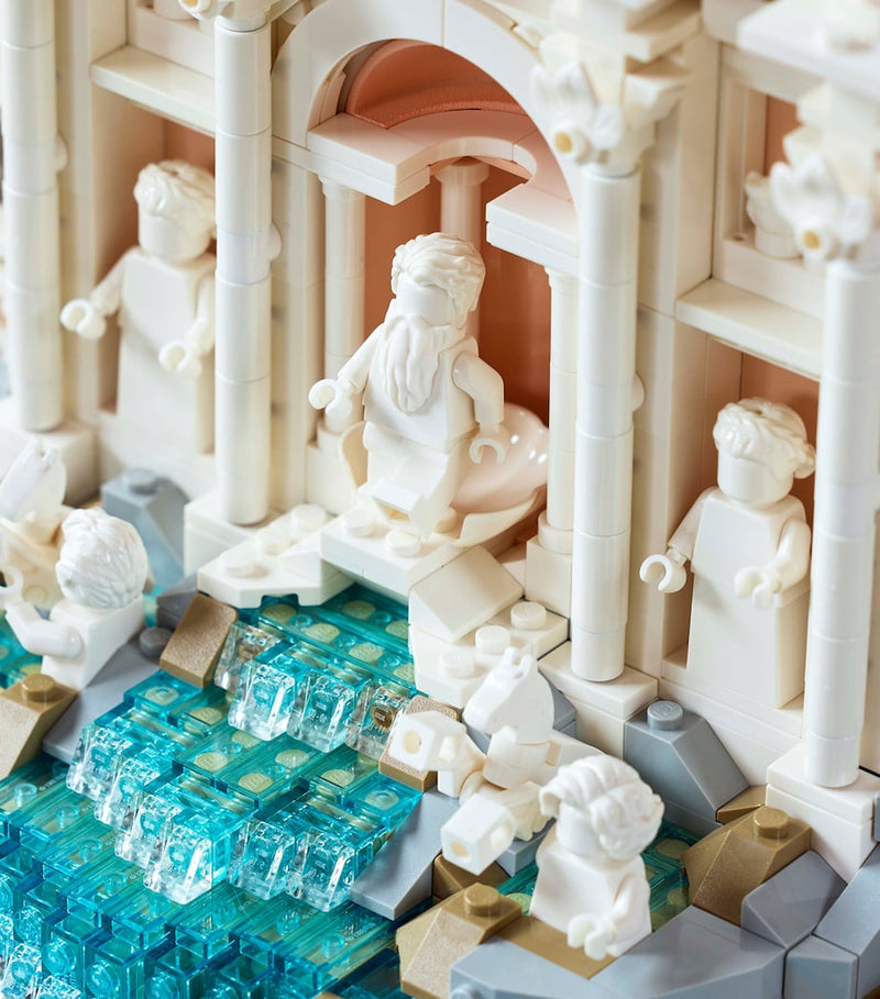 Lego Trevi Fountain building set model 21062 with 1880 pieces, UK version