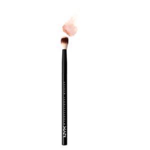 NYX Professional Makeup Pro Brush 16 Blending, imported from the UK