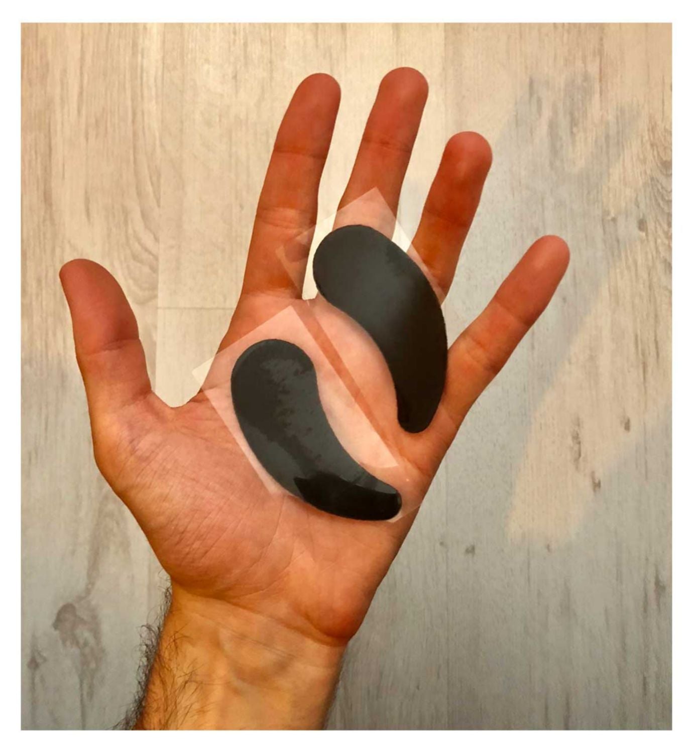 Barber Pro Under Eye Mask Activated Charcoal Volcanic Ash - British product