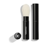 CHANEL
RETRACTABLE HIGHLIGHTER BRUSH N111
Retractable Highlighter Brush