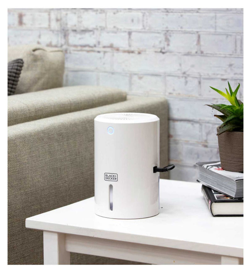 Black Decker mini portable dehumidifier 900ml - British product