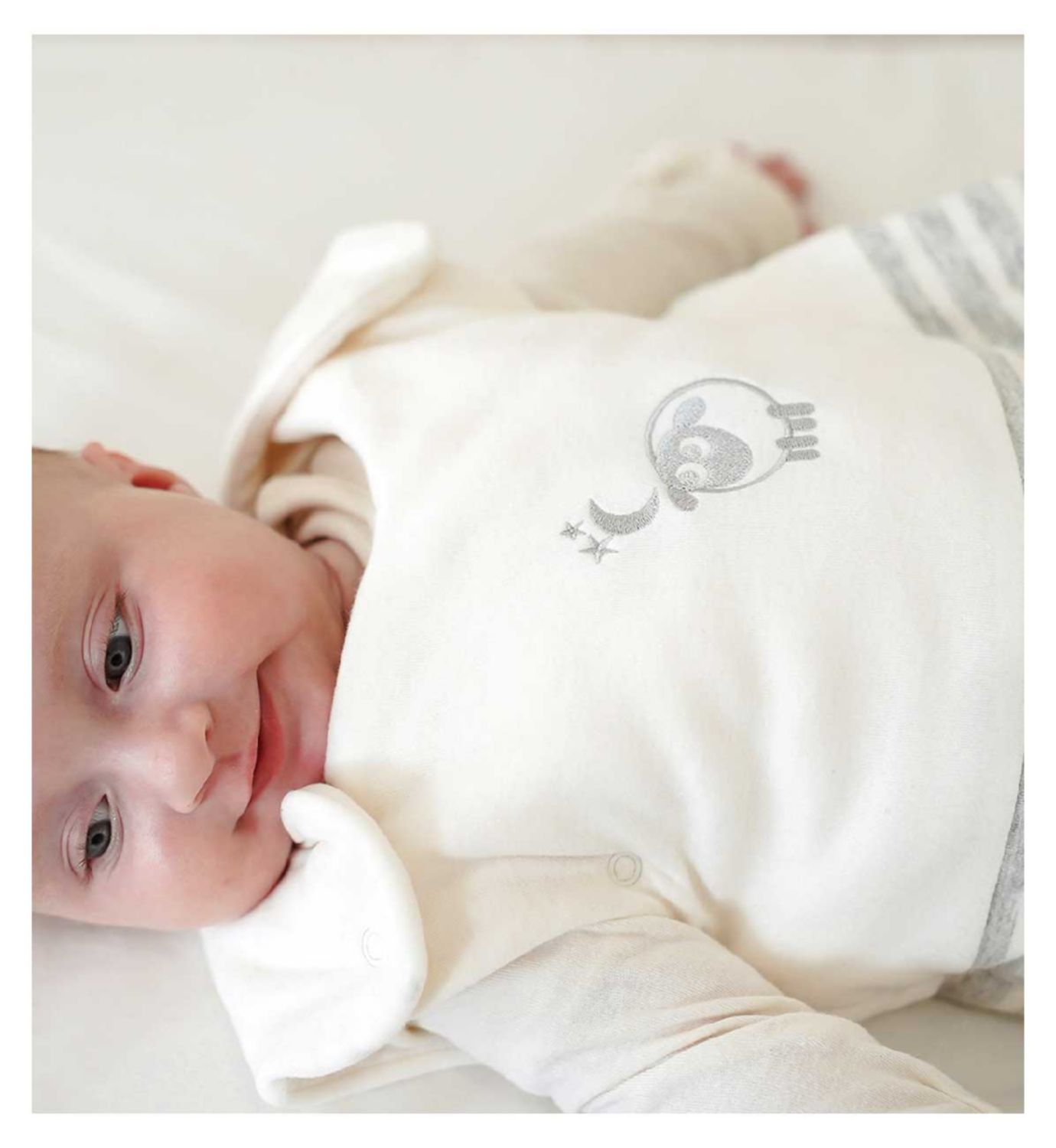 Sweet Dreamers Baby Sleeping Bag White Grey Stripes 2.5 tog (British brand)