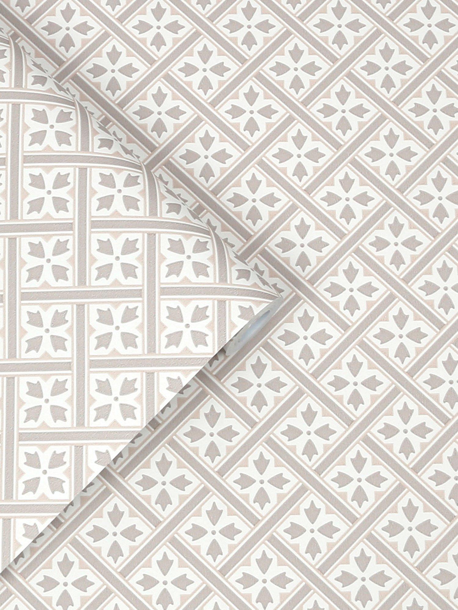 Laura Ashley Mr. Jones wallpaper, UK version