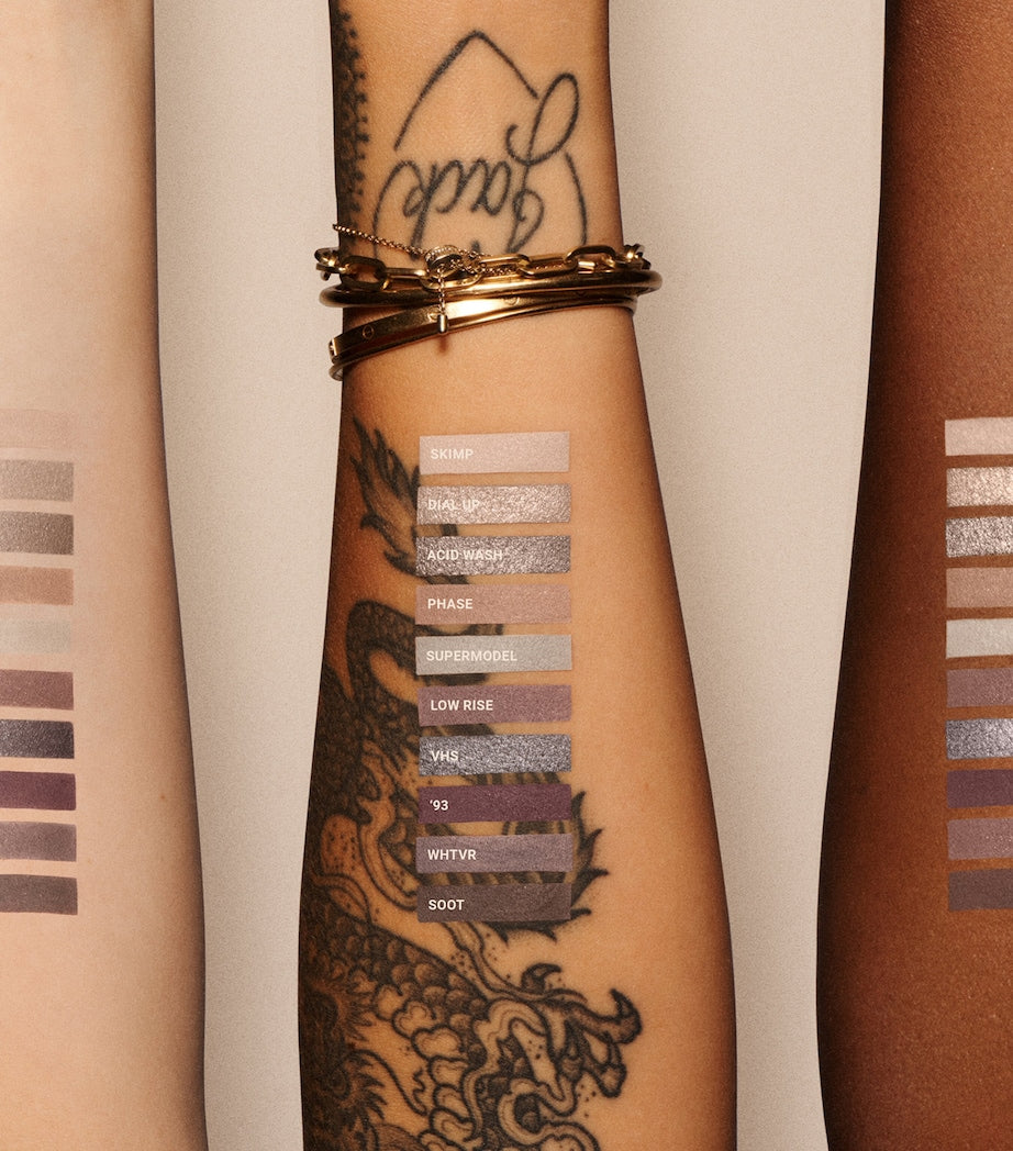 Vieve Ninetease eye palette with cool-toned shades 31g (British brand)