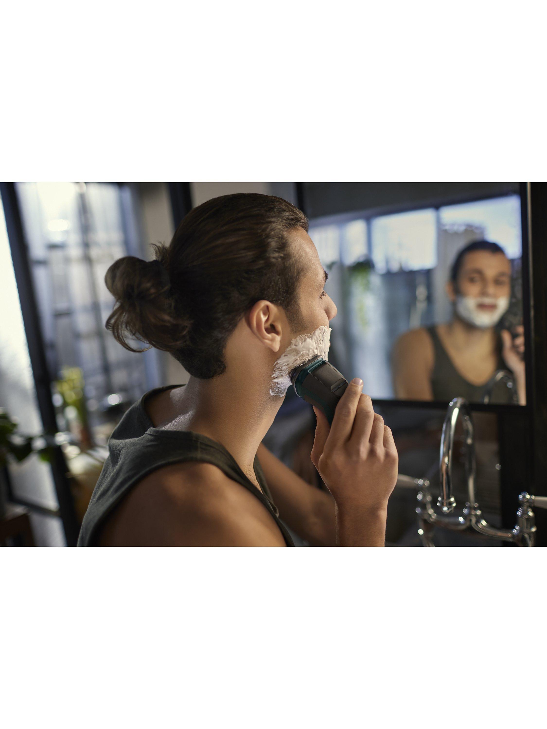 Philips wet & dry electric shaver with 27 PowerCut blades and pop-up trimmer, dark green forest, imported from the UK
