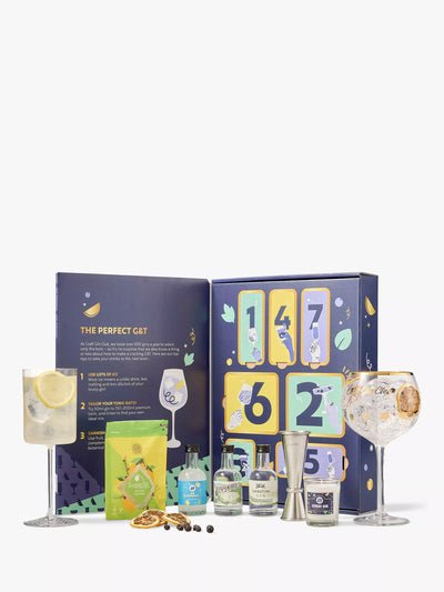 Seven-Day Gin Advent Calendar Gift Set with Mini Bottles and Accessories