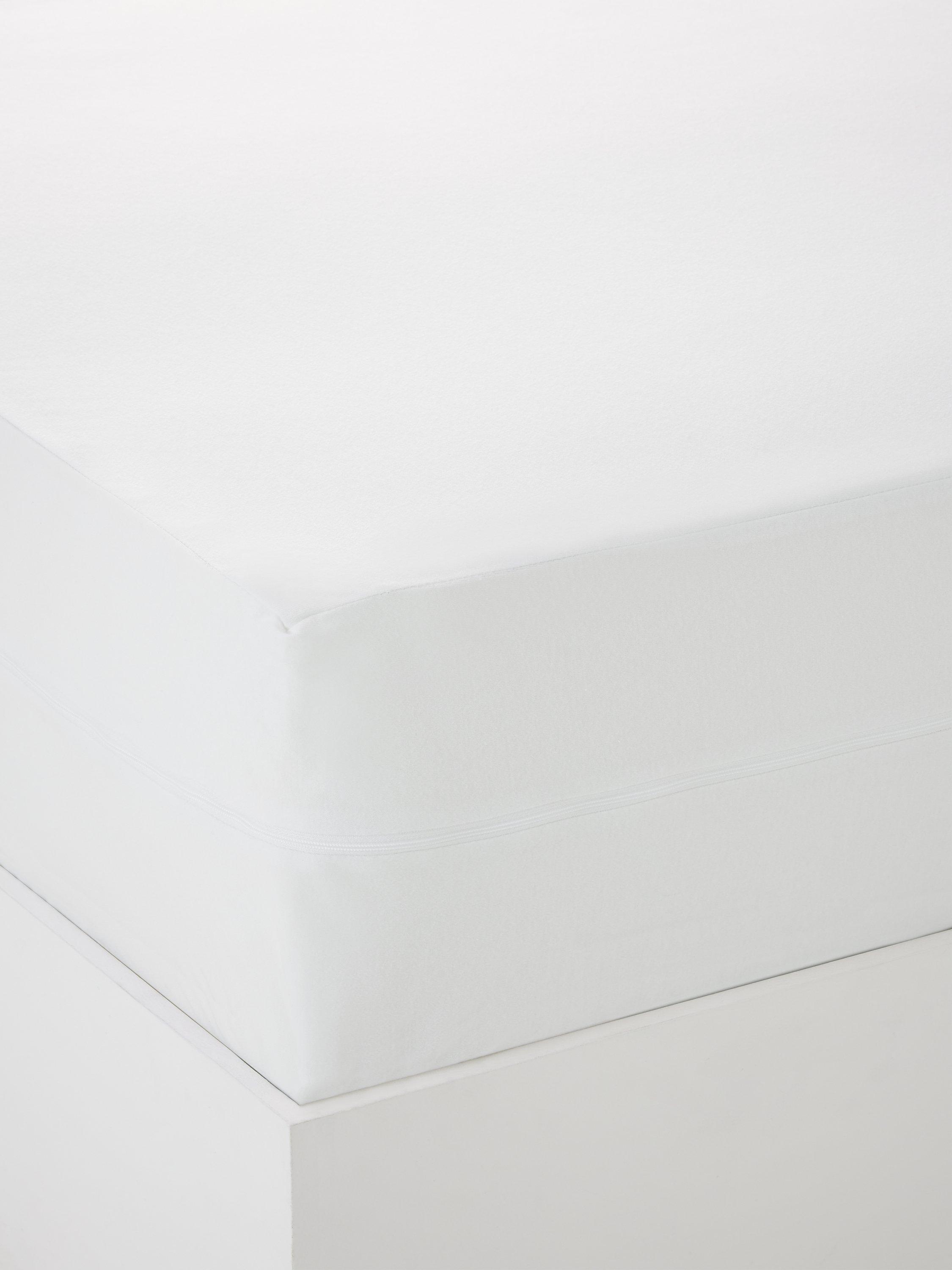 John Lewis anti-allergy mattress protector single, UK version