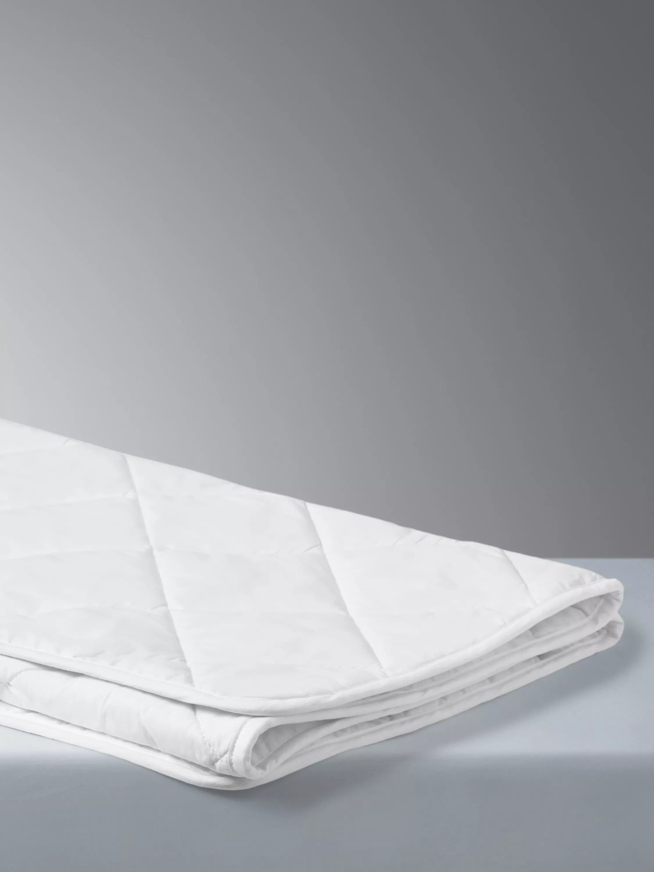 John Lewis kids' pure cotton comfort duvet 2.5 tog cotbed, UK version