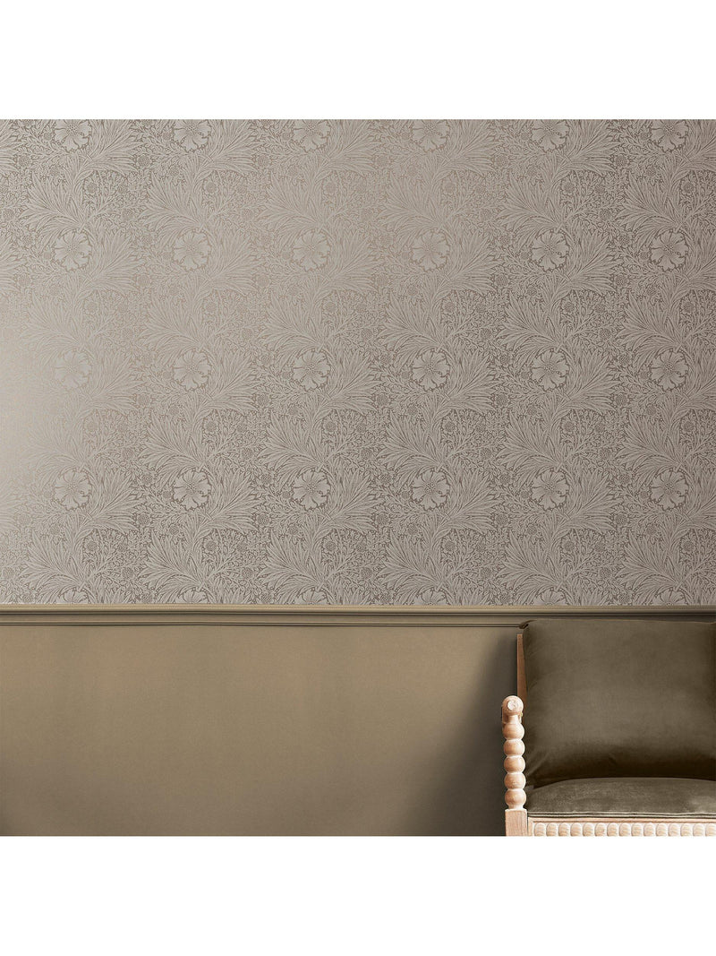 William Morris Marigold Fibrous Wallpaper (British brand)