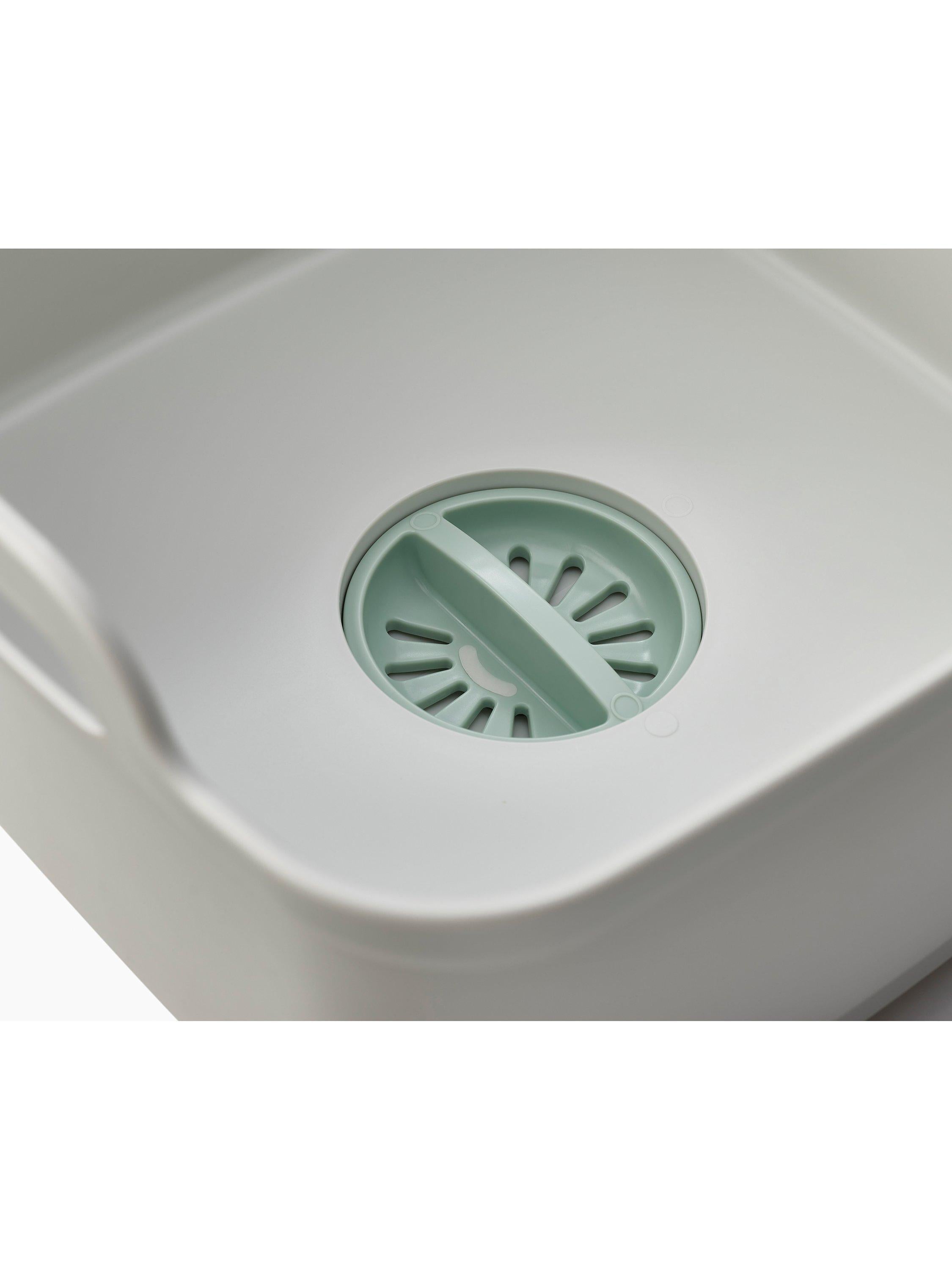 Joseph Joseph wash and drain washing-up bowl with integrated plug, UK version