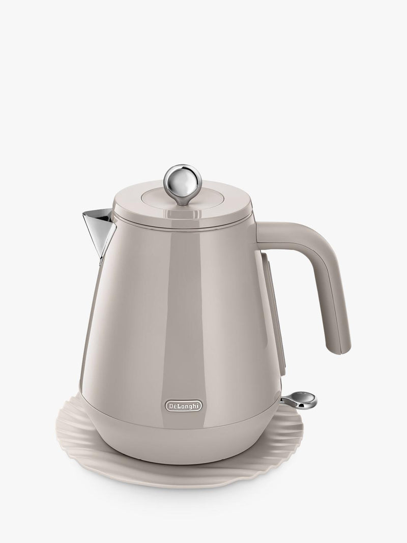 De'Longhi electric kettle 1.7L - British product