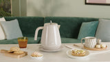De'Longhi electric kettle 1.7L - British product