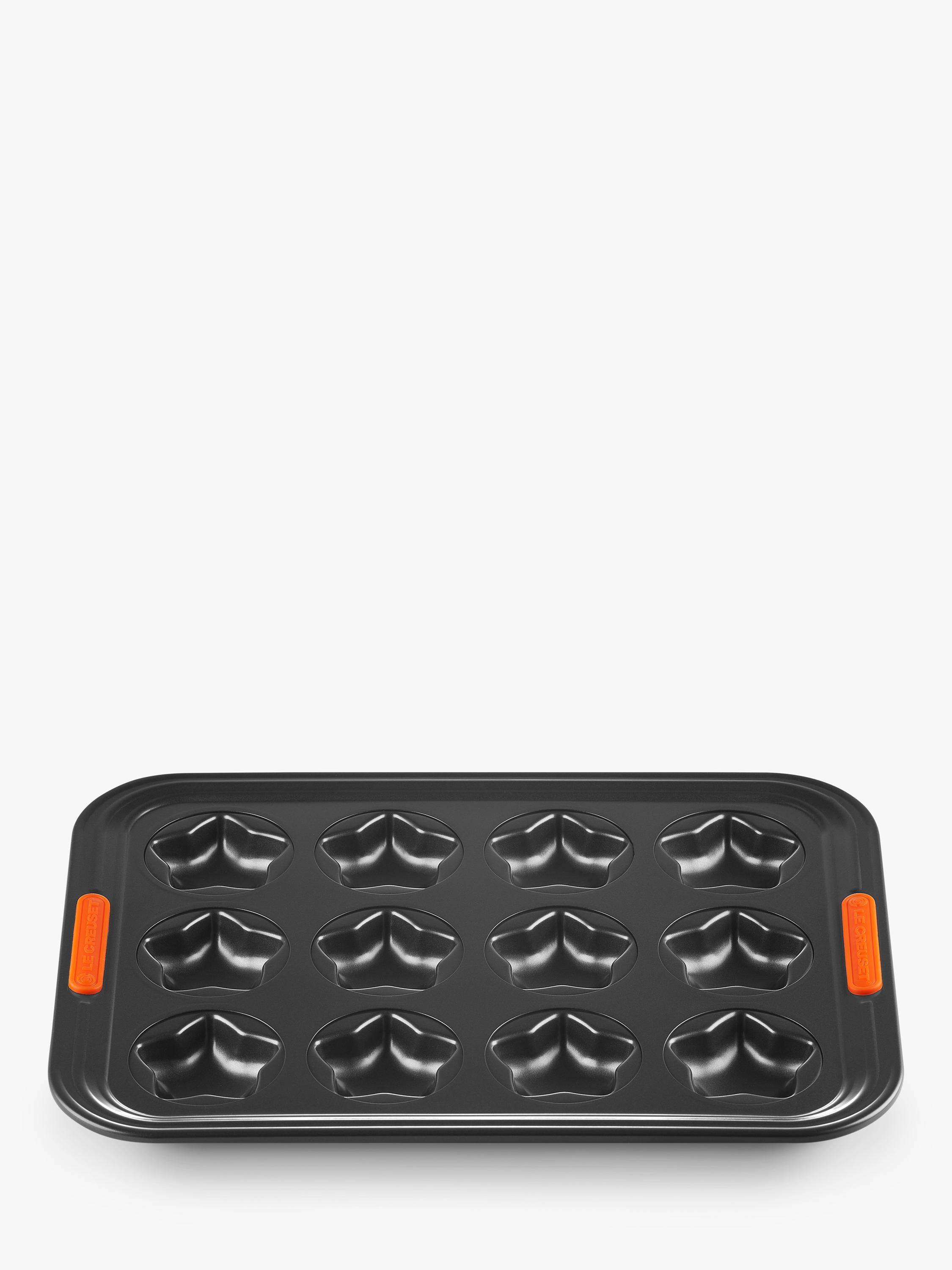 Le Creuset baking tray 12 cup, UK version