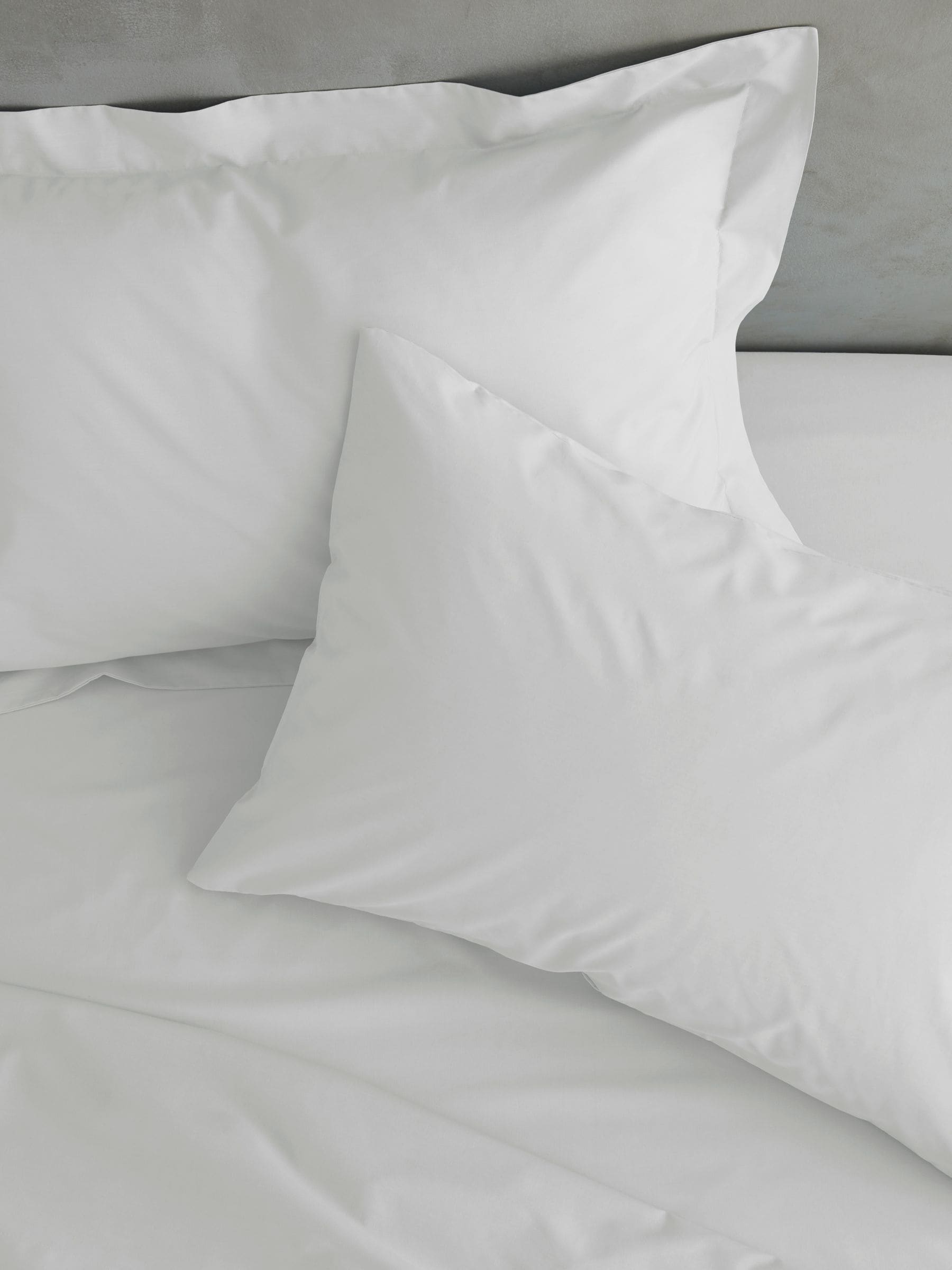 Catherine Lansfield white easy care percale platform valance bed sheet - British product