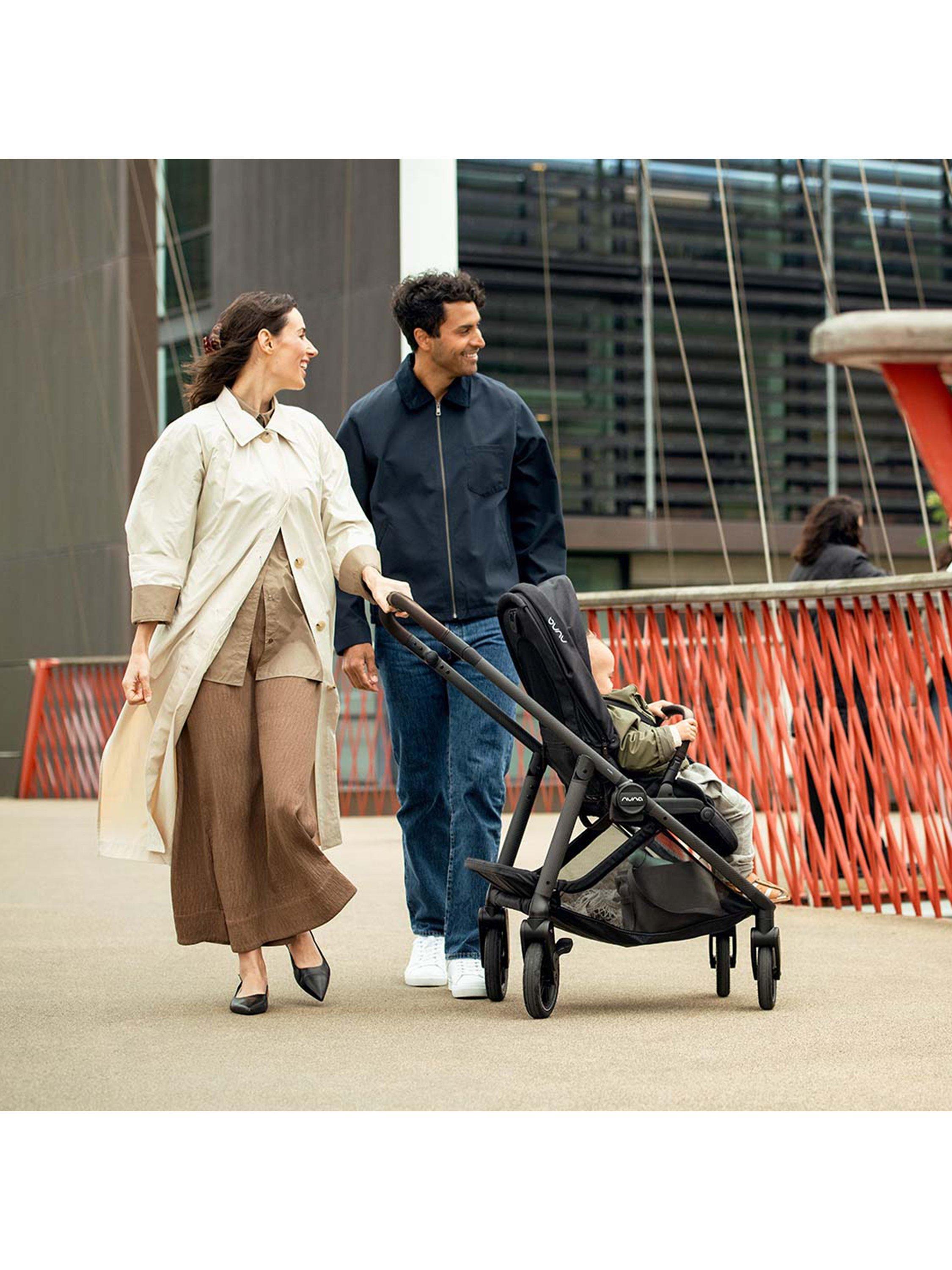 Nuna SWIV Stroller Caviar, imported from the UK