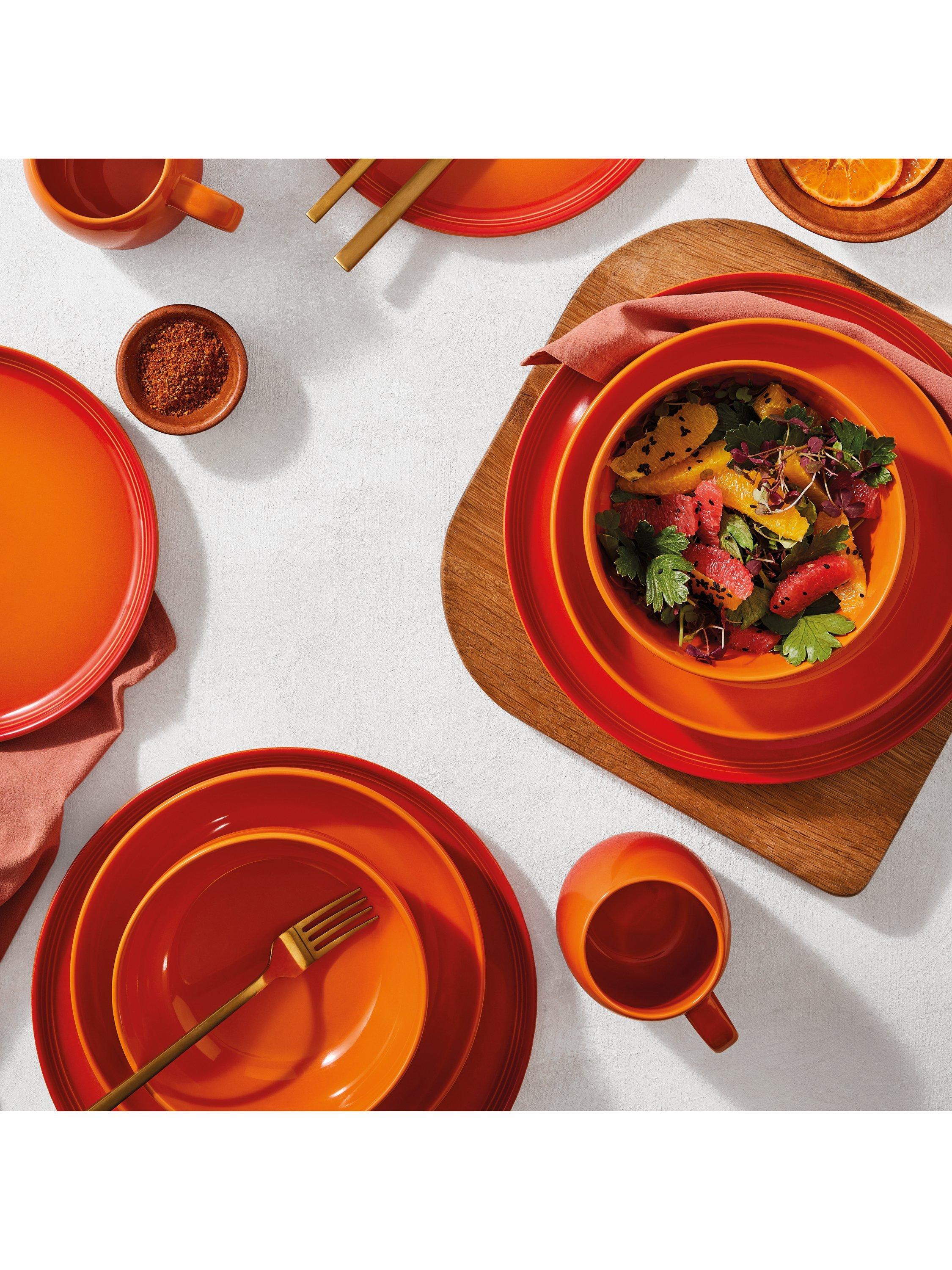 Le Creuset stoneware pasta bowl 21.7cm, UK version