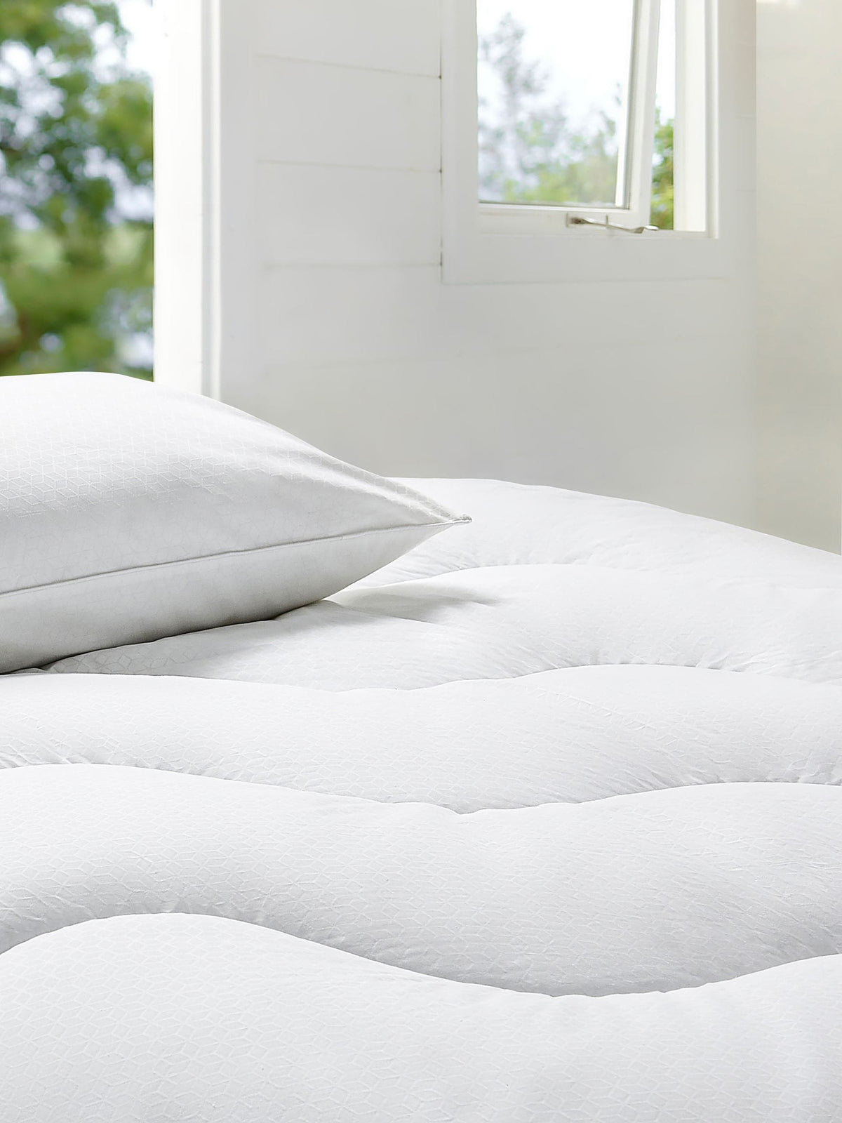 FBC Activated Cooling Cotton 10.5 Tog White Duvet