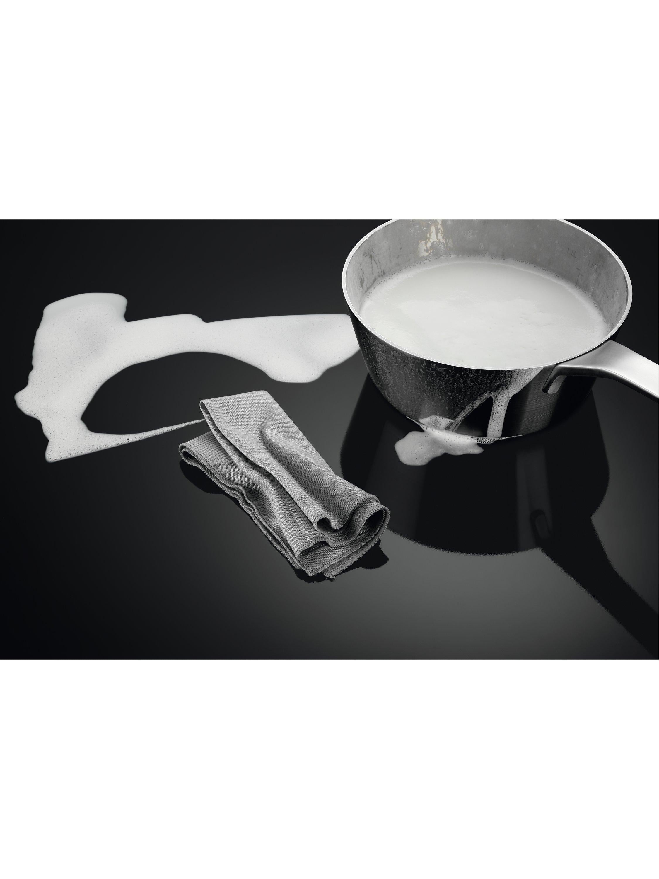 AEG 80cm induction hob - British product