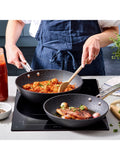 Dojo Yumi Neverstick non-stick frying pan - British product