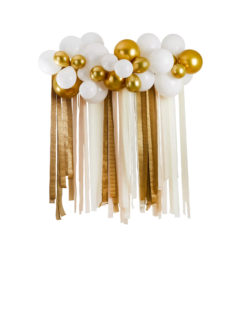 Hootyballoo Metallic Streamer Party Backdrop Gold Party Pack, UK version