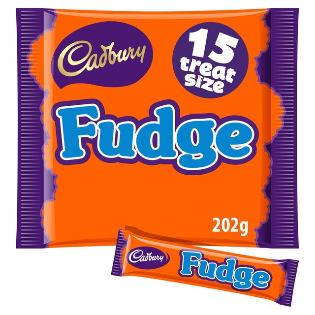 Cadbury Fudge Treatsize Chocolate Bar Pack   202g - McGrocer