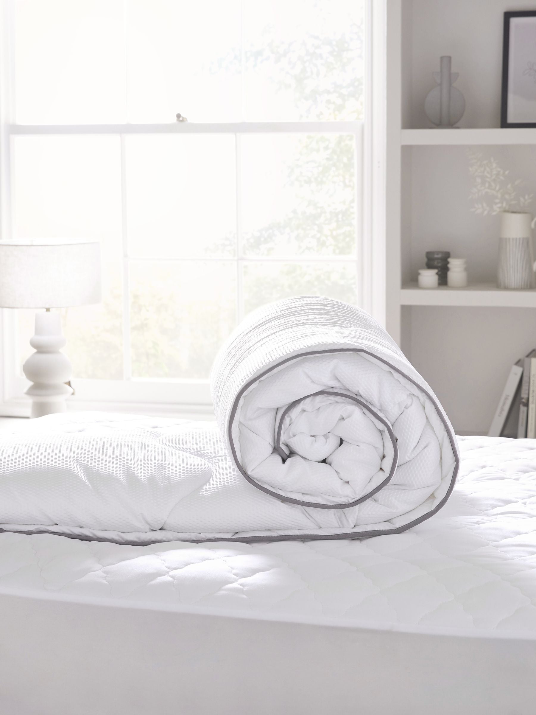 Sleep In Silk 10.5 tog duvet (British brand)