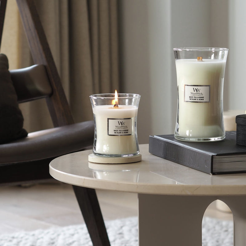 WoodWick medium jar candle White Tea & Jasmine (British brand)