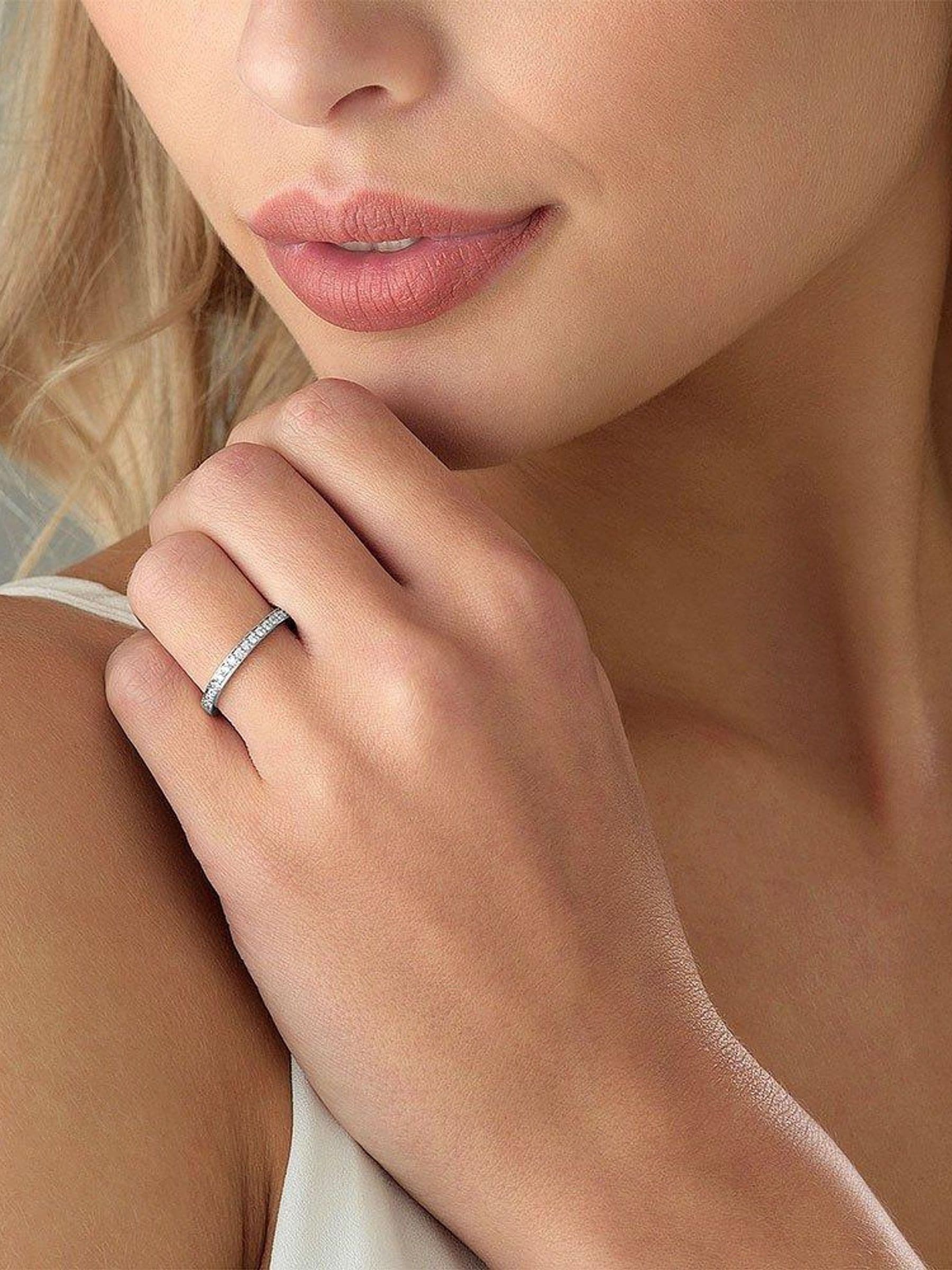 Beaverbrooks diamond half eternity ring in 9ct white gold - British product