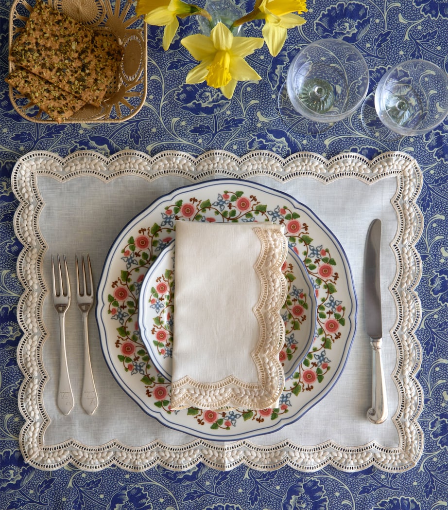 Cabana Magazine Linen Embroidered Emilia Placemat 50cm x 40cm - British product
