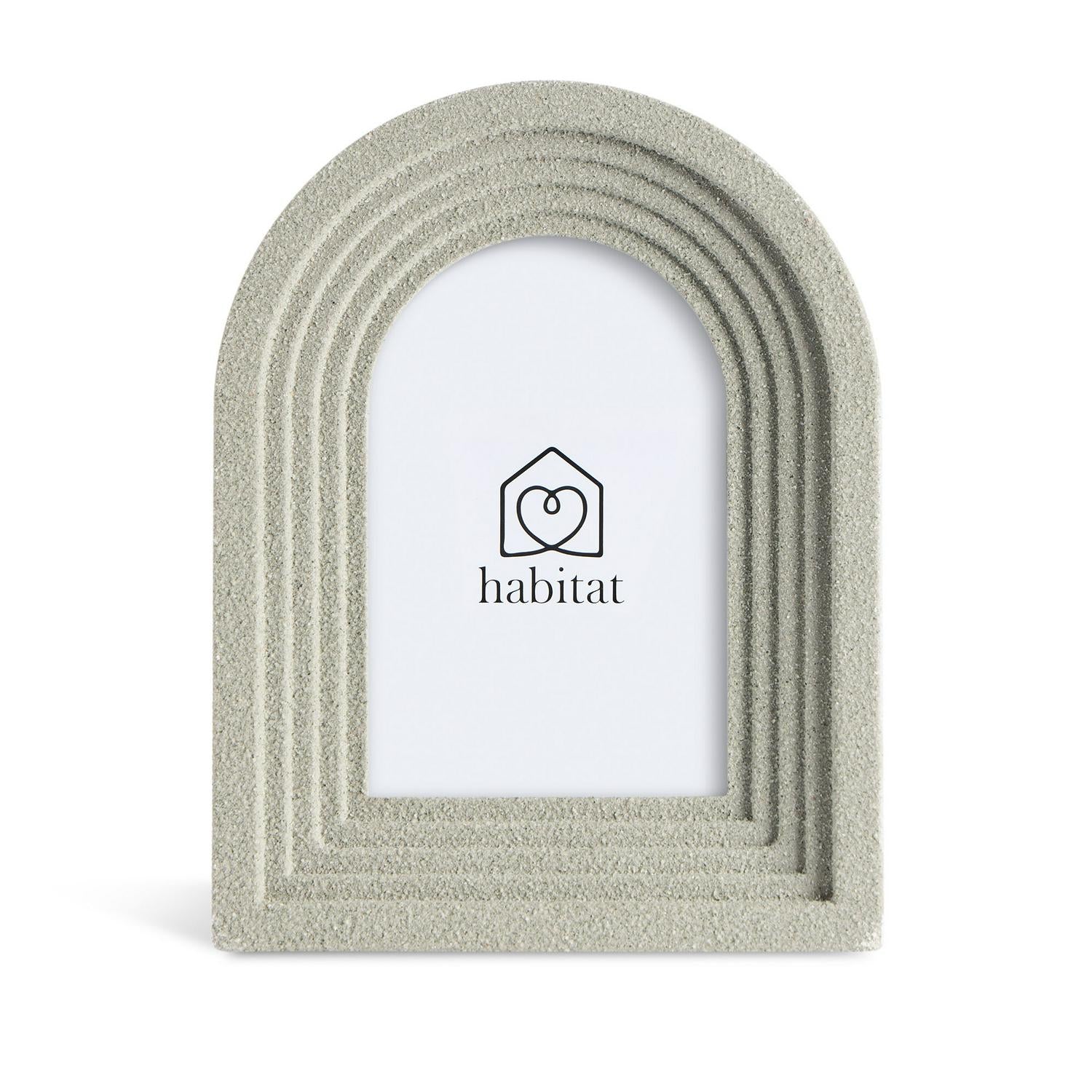 Habitat Arch Frame Green Photo Frame H21.5 x W16.6cm, UK version