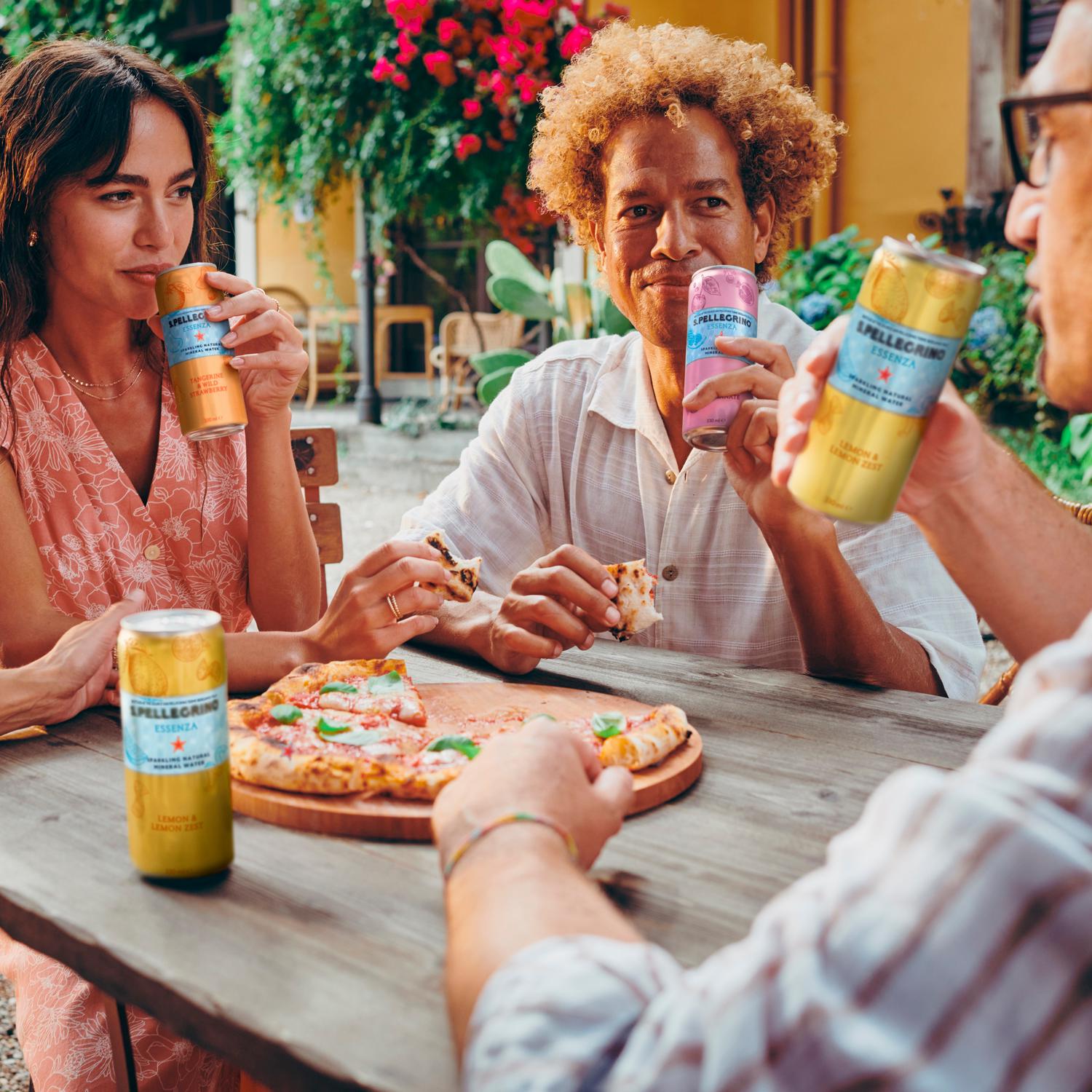 San Pellegrino Essenza Sparkling Water Lemon 4x330ml (British brand)